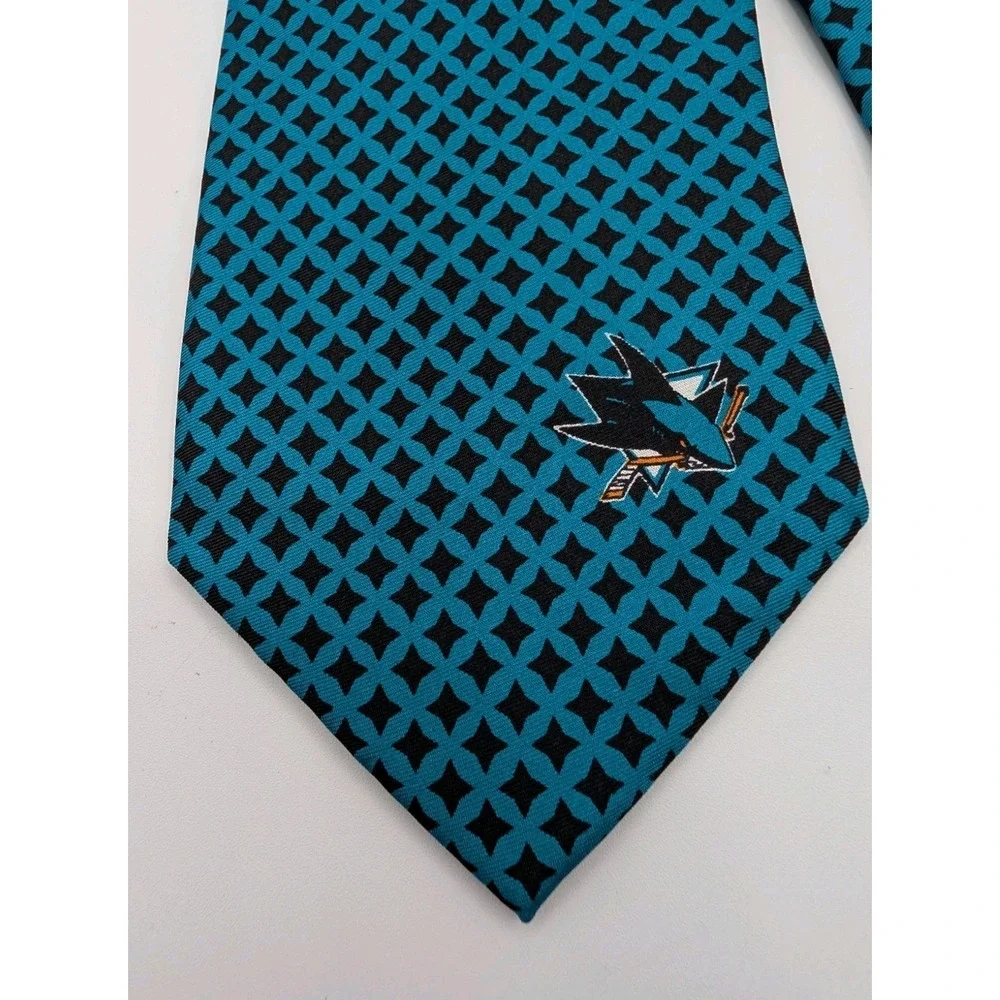 San Jose Sharks NHL Eagles Wings 100% Silk Necktie Blue Black Geometric Tie